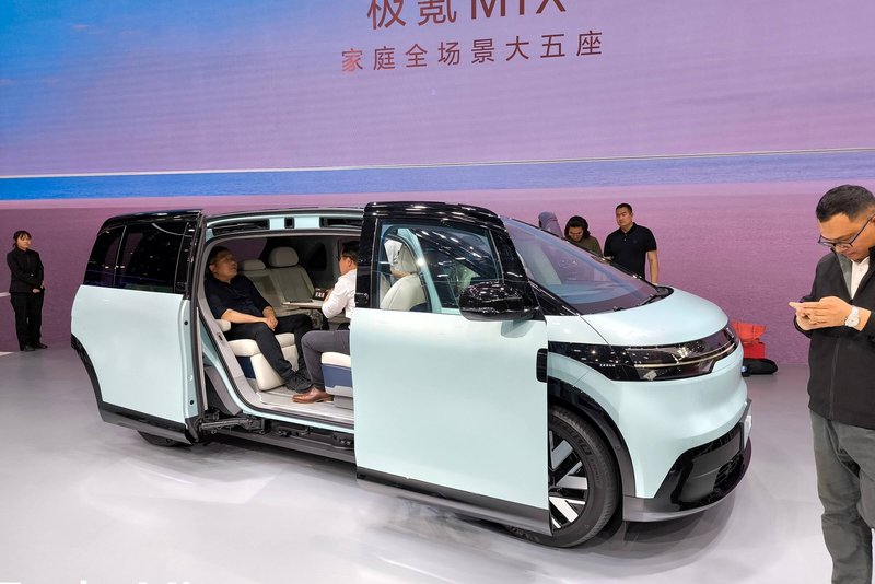 Der Zeekr Mix ist ein großer Van, wie er in China aktuell sehr beliebt ist. Foto: SP-X/Mario Hommen Der Zeekr Mix ist ein großer Van, wie er in China aktuell sehr beliebt ist. Foto: SP-X/Mario Hommen